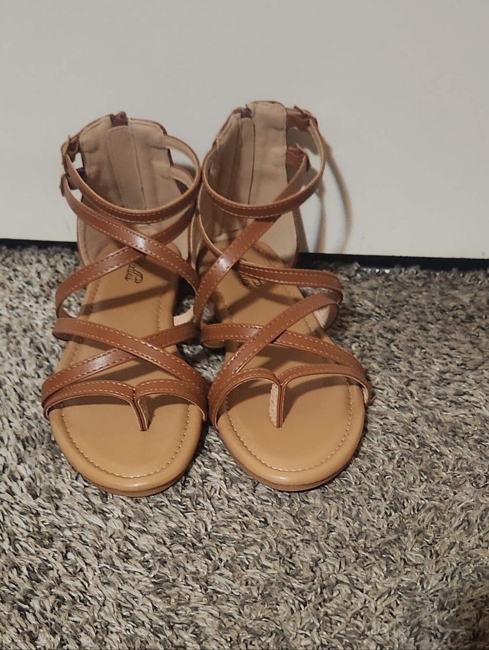 katliu Women's Gladiator Sandals Strappy Flat Sandals size 9